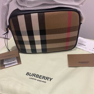 Brand New Burberry Camera Bag Crossbody